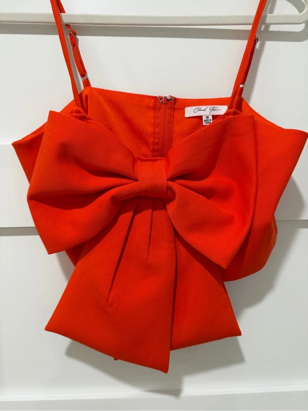 Bow-Front Red Spaghetti Strap Crop Camisole - Picture 4 of 6